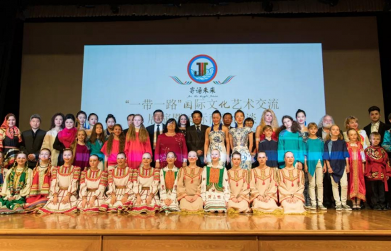 文创产品开发：走进艺术与市场之间的桥梁
